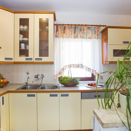 Holiday home Elvis, village Kujići Hreljići Exteriör bild